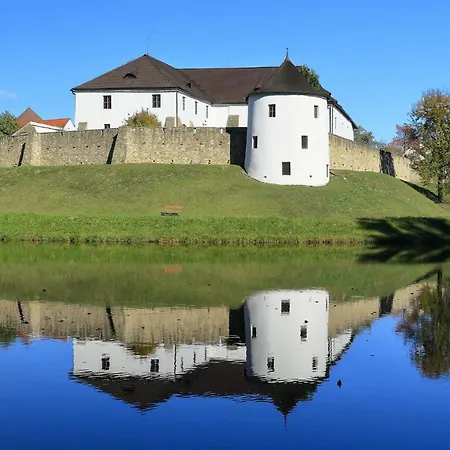 Statek Novohradske Hory Apartamento Kamenna
